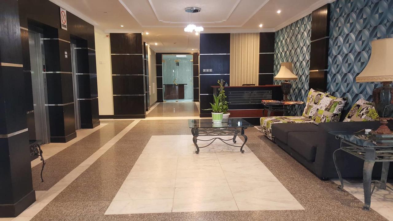 דירות מנאמה Symphony Tower מראה חיצוני תמונה